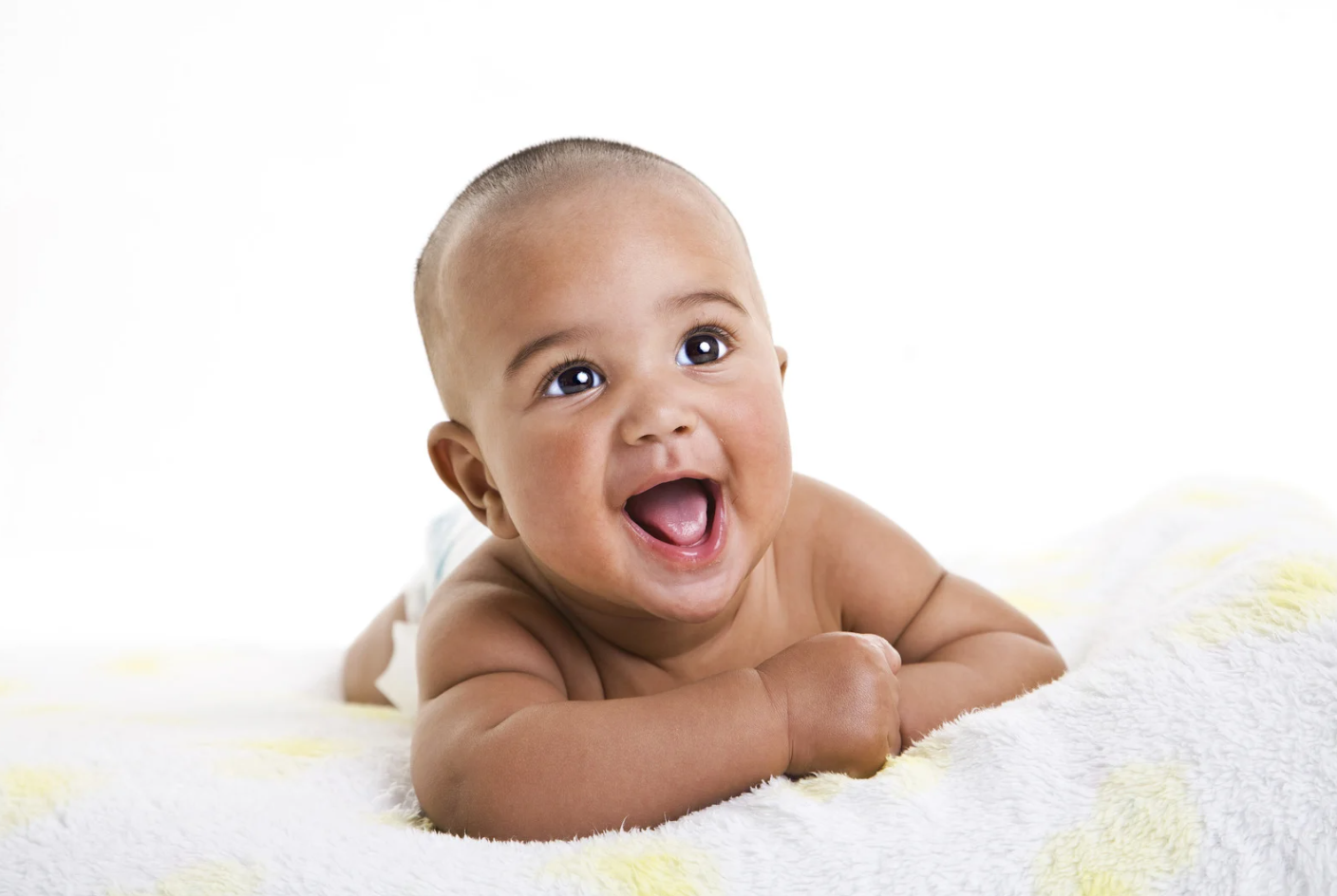 O que é o Tummy Time e quais os benefícios para o seu bebé